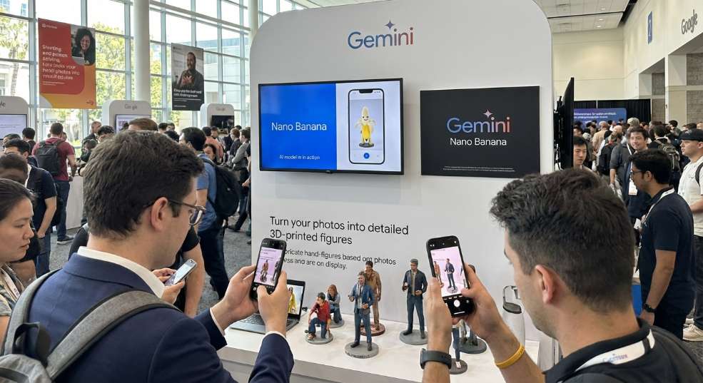 一键照片“手办化”：谷歌 Gemini 上线“Nano Banana”文生图模型，无需访问 AI Studio第一张图