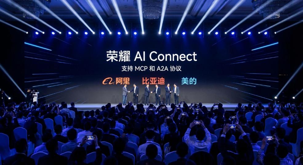 荣耀推出 AI Connect 平台:支持 MCP 和 A2A 协议,联合阿里、比亚迪、美的 荣耀推出 AI Connect 平台:支持 MCP 和 A2A 协议,联合阿里、比亚迪、美的第二张图