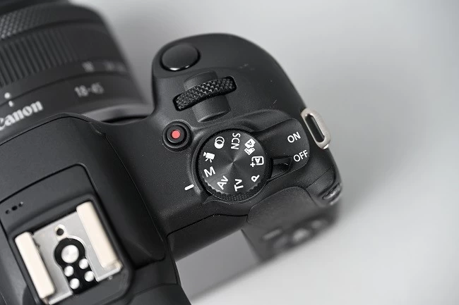 入门微单竟然这么轻?佳能这款相机让新手秒变摄影达人(图8)